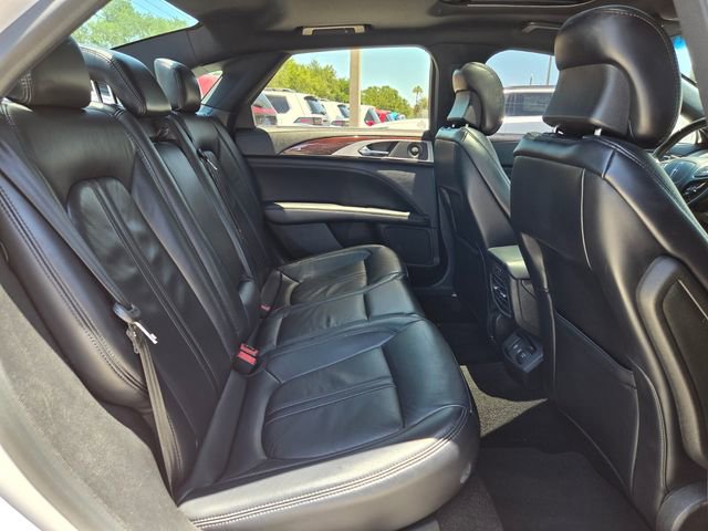 Used 2019 Lincoln MKZ Reserve w/ Reserve Plus Package AWD/4WD image 17