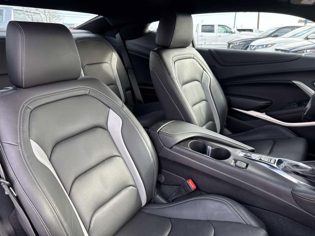 Used 2024 Chevrolet Camaro LT image 25