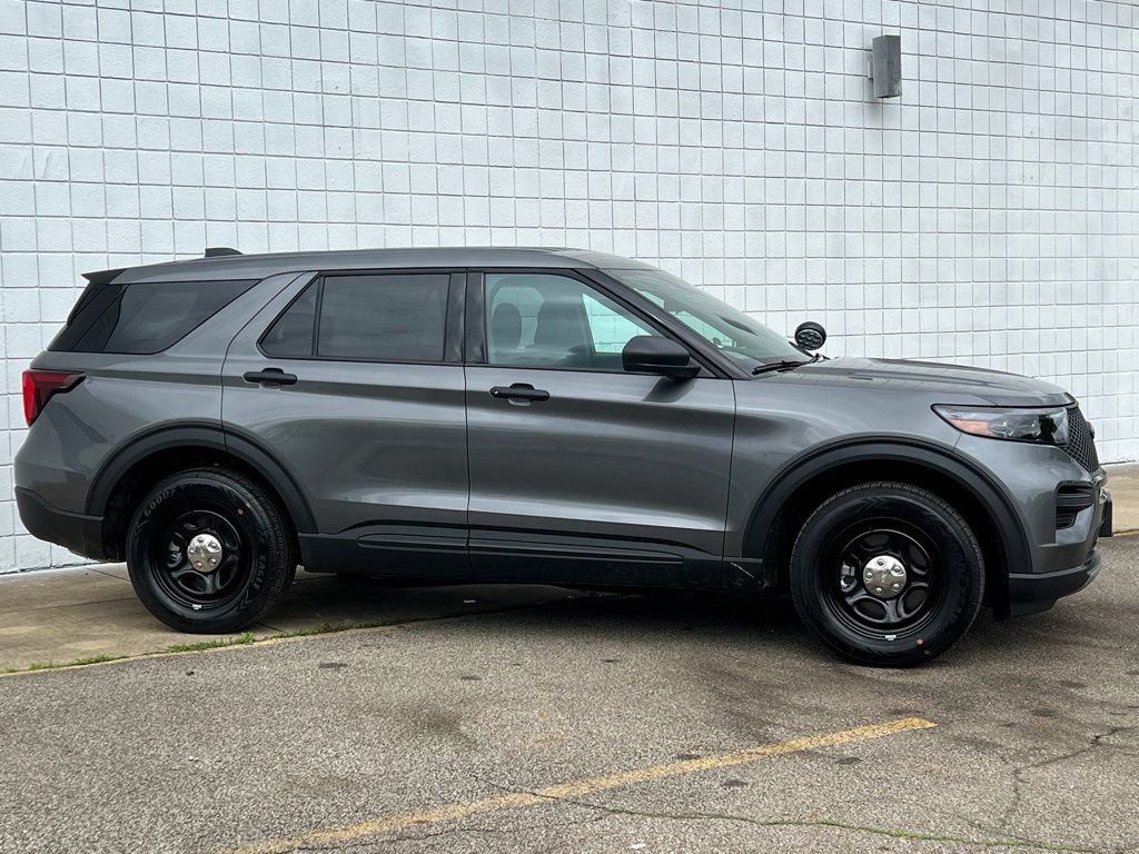 New 2025 Ford Explorer 4WD Police Interceptor image 4