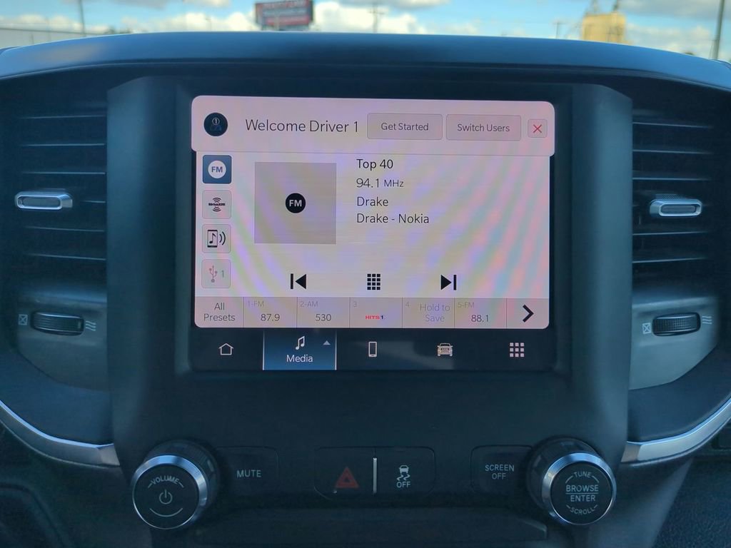 Used 2024 RAM 2500 Big Horn image 19