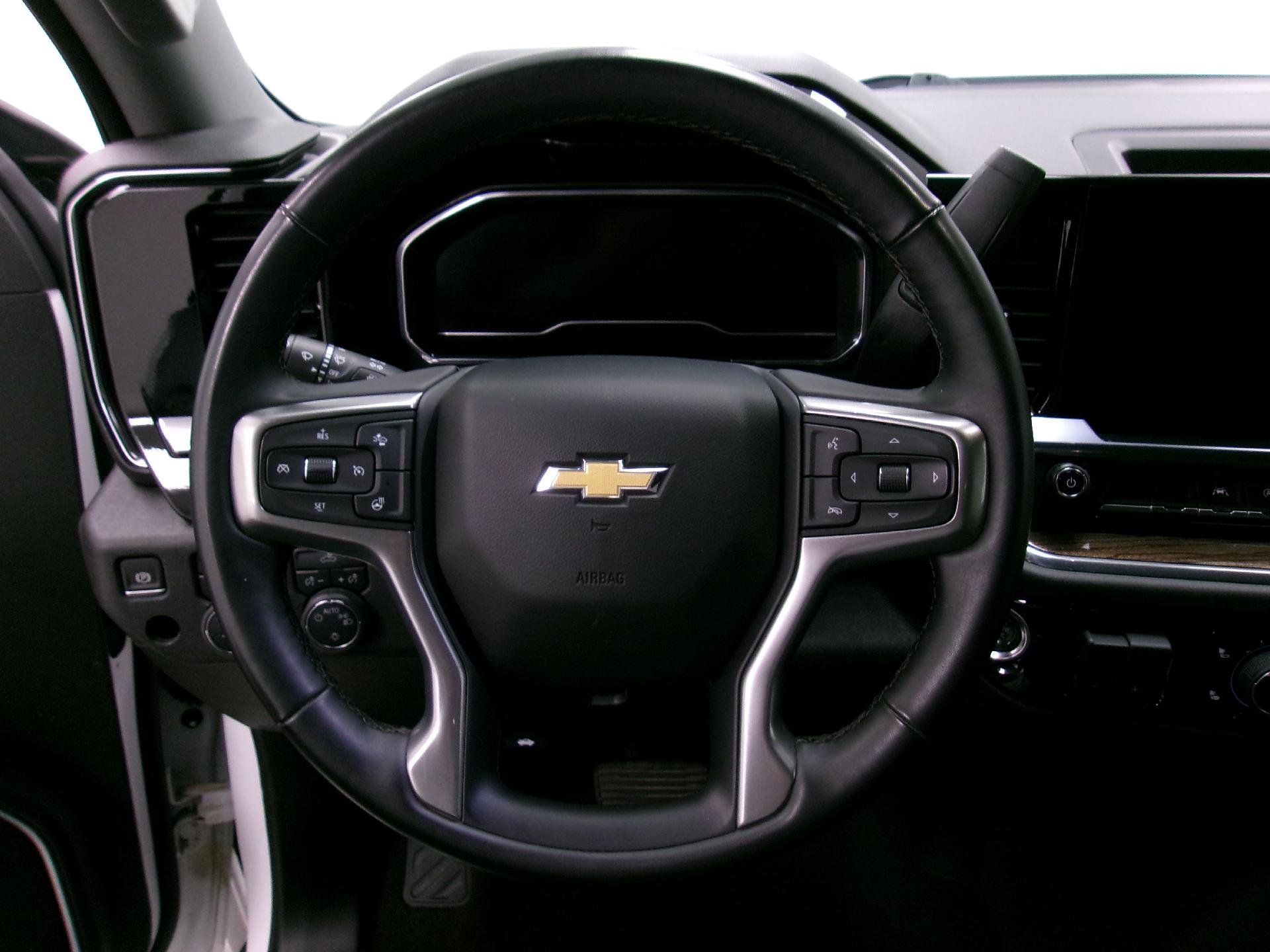 Certified 2025 Chevrolet Silverado 1500 LT w/ Work Truck Package image 5