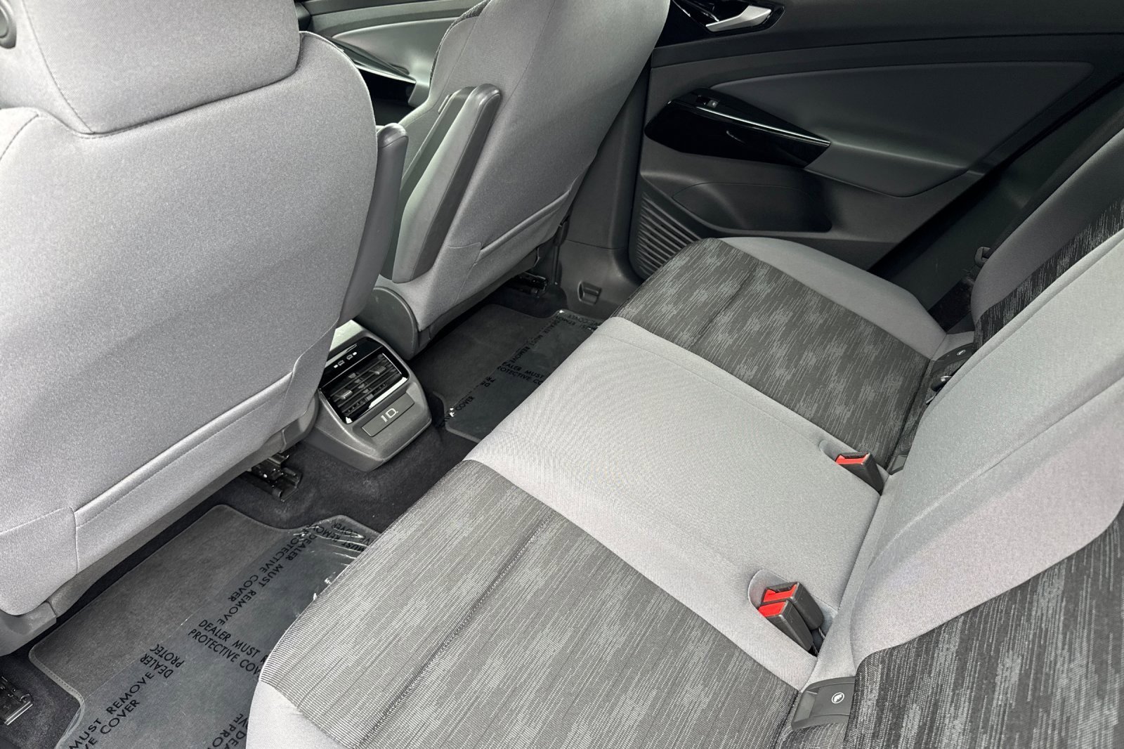 Used 2022 Volkswagen ID.4 Pro image 11