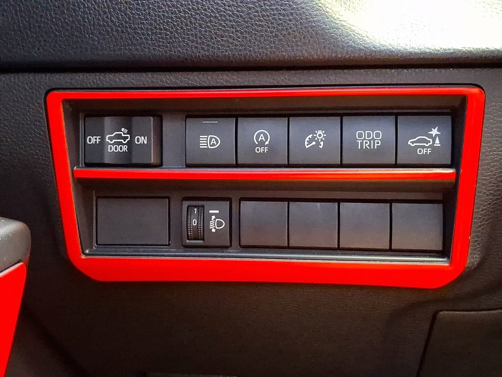 Used 2024 Toyota Tundra SR5 w/ SR5 Convenience Package AWD/4WD image 22