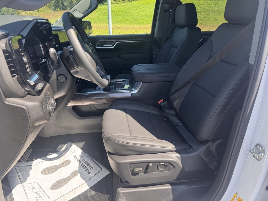 New 2026 Chevrolet Silverado 1500 LTZ w/ LTZ Premium Package image 21