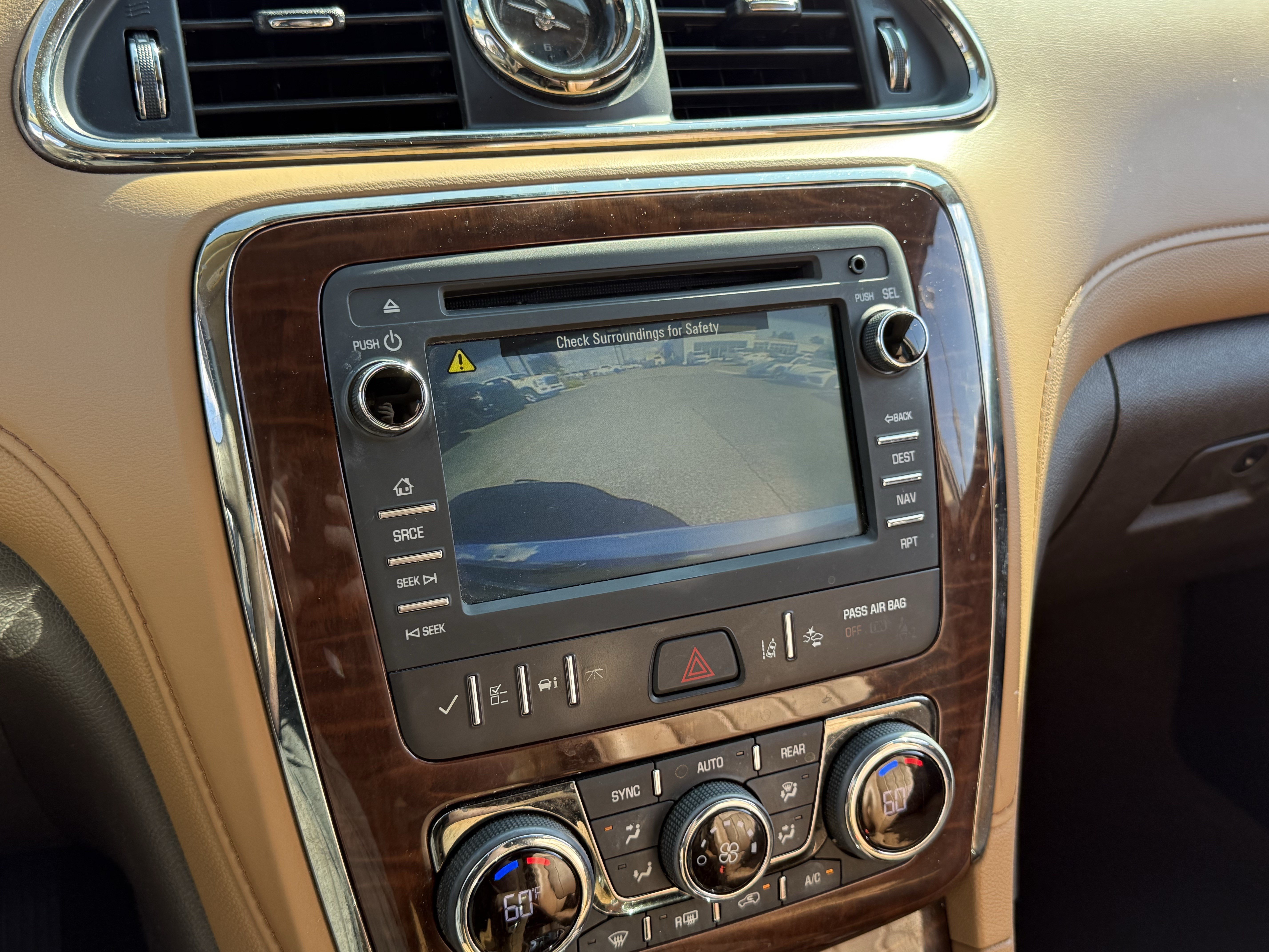 Used 2017 Buick Enclave Premium w/ Experience Buick Package FWD image 23
