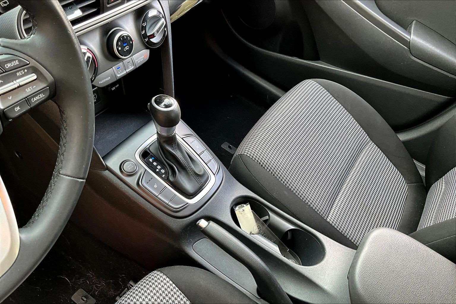 Used 2019 Hyundai Kona SEL FWD image 14