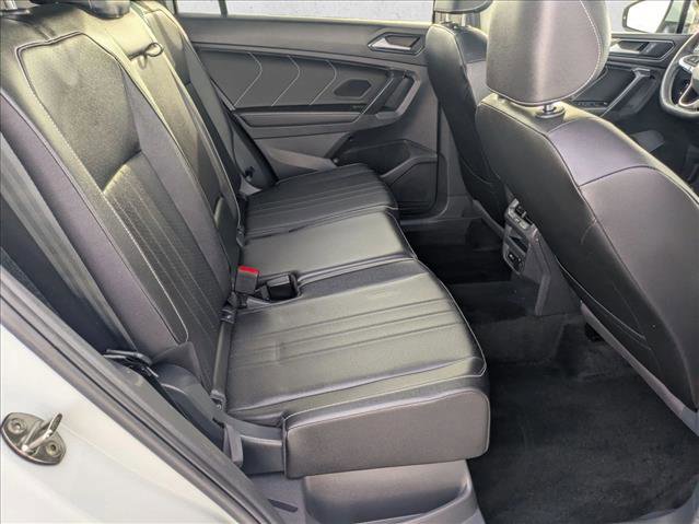 Used 2022 Volkswagen Tiguan SE image 20