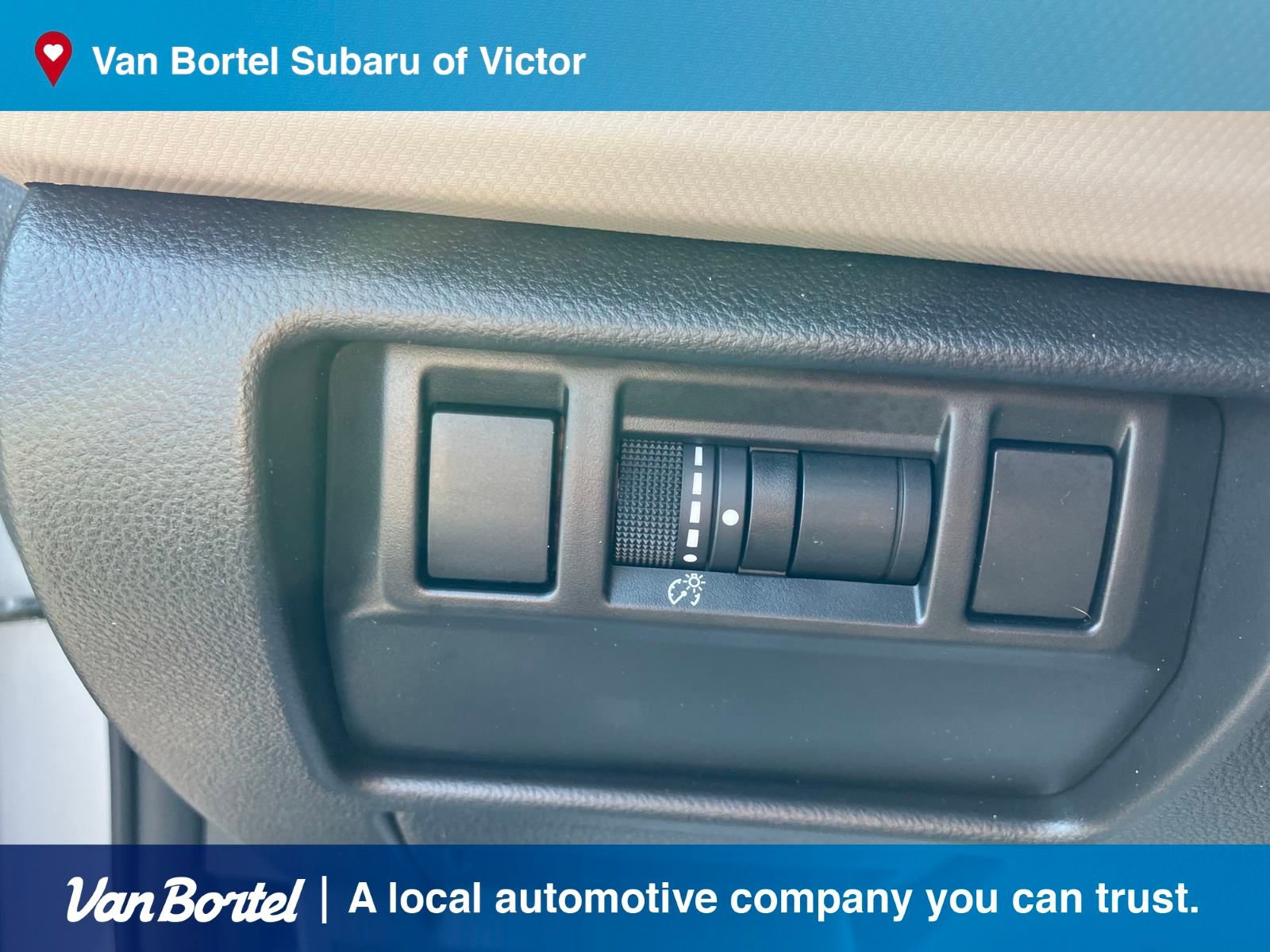 Used 2025 Subaru Forester Premium w/ Convenience Package #1 image 12