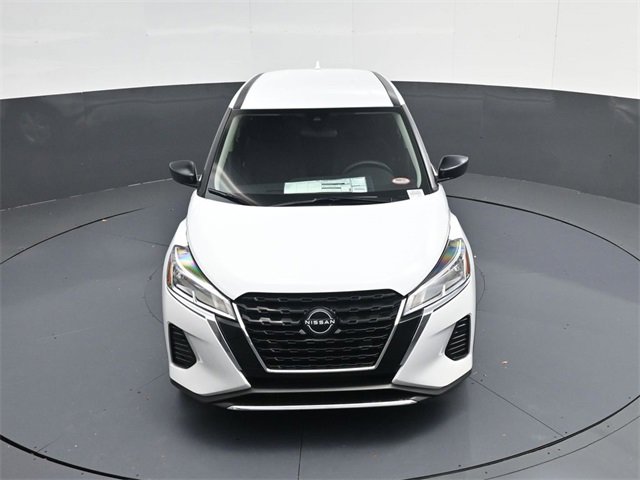 Used 2025 Nissan Kicks Play S image 32