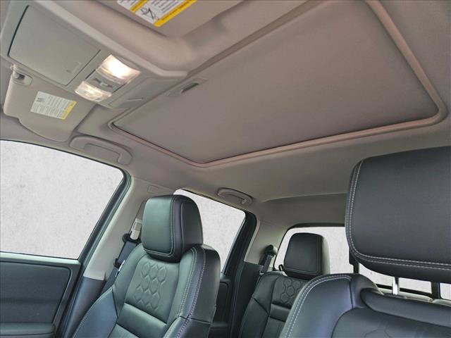 Certified 2024 Nissan Frontier SL w/ Technology Package AWD/4WD image 20