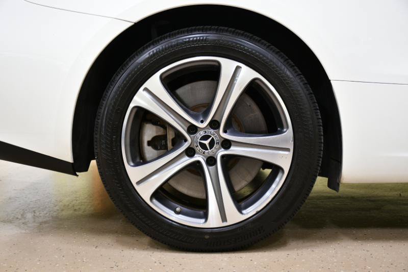 Used 2019 Mercedes-Benz E 450 4MATIC Cabriolet image 22