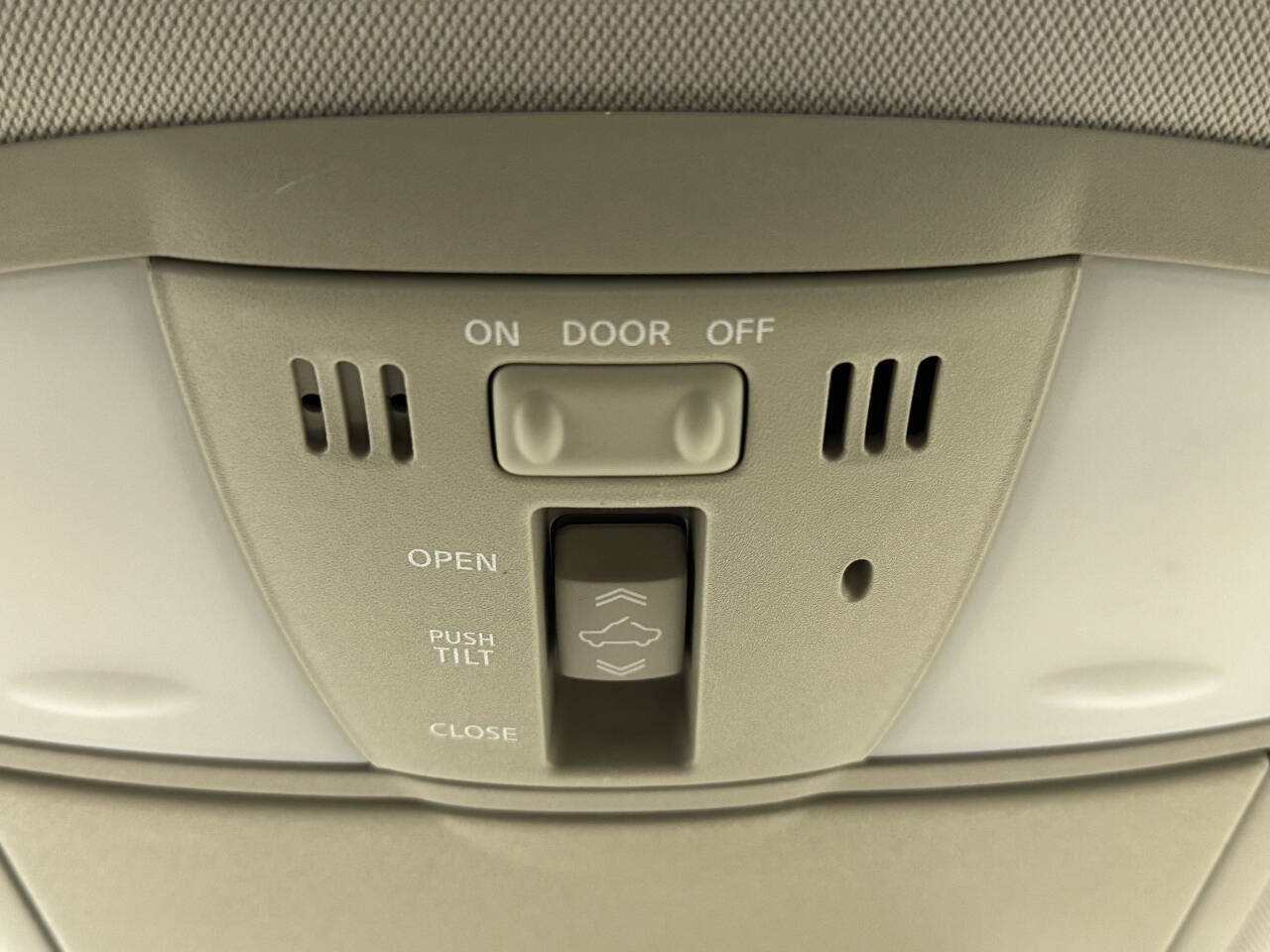 Used 2014 Nissan Murano LE AWD/4WD image 39
