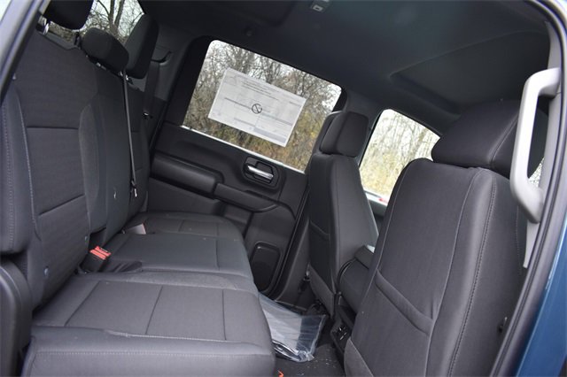 New 2026 Chevrolet Silverado 2500 Custom w/ Custom Value Package image 16