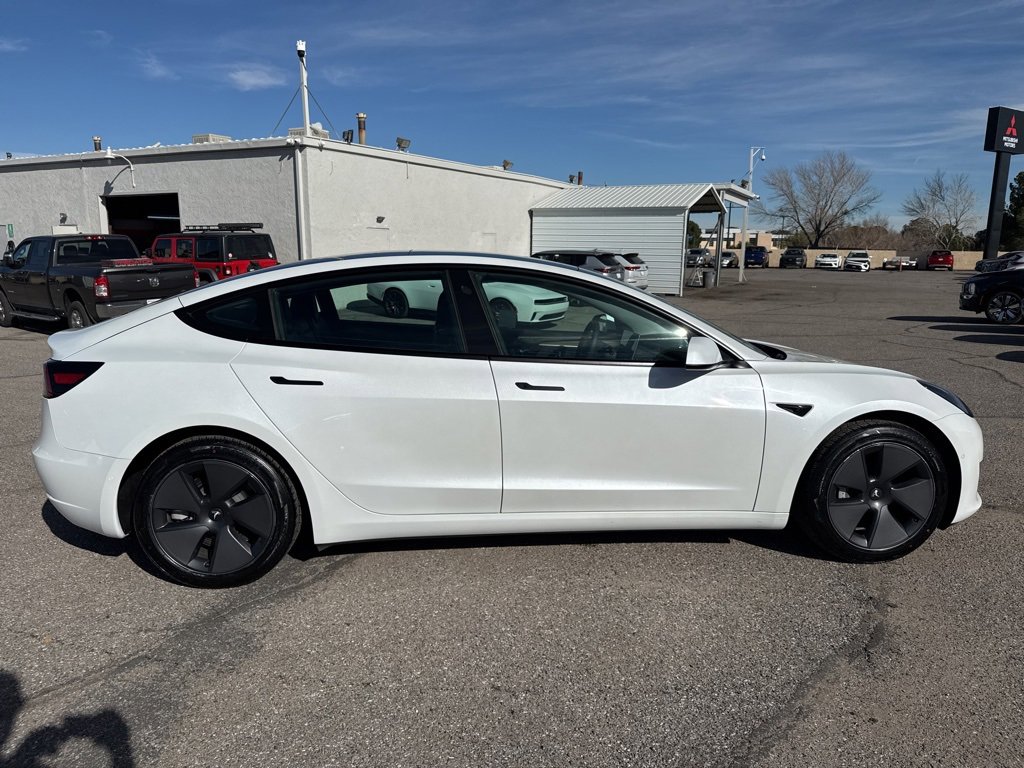 Used 2021 Tesla Model 3 Standard Range Plus image 8