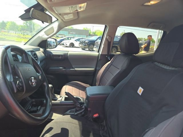 Used 2022 Toyota Tacoma SR AWD/4WD image 8
