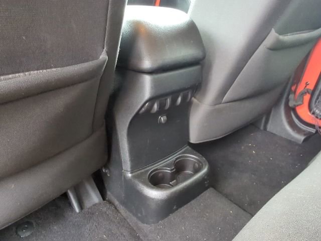 Used 2015 Jeep Wrangler Unlimited Sahara w/ Connectivity Group AWD/4WD image 21