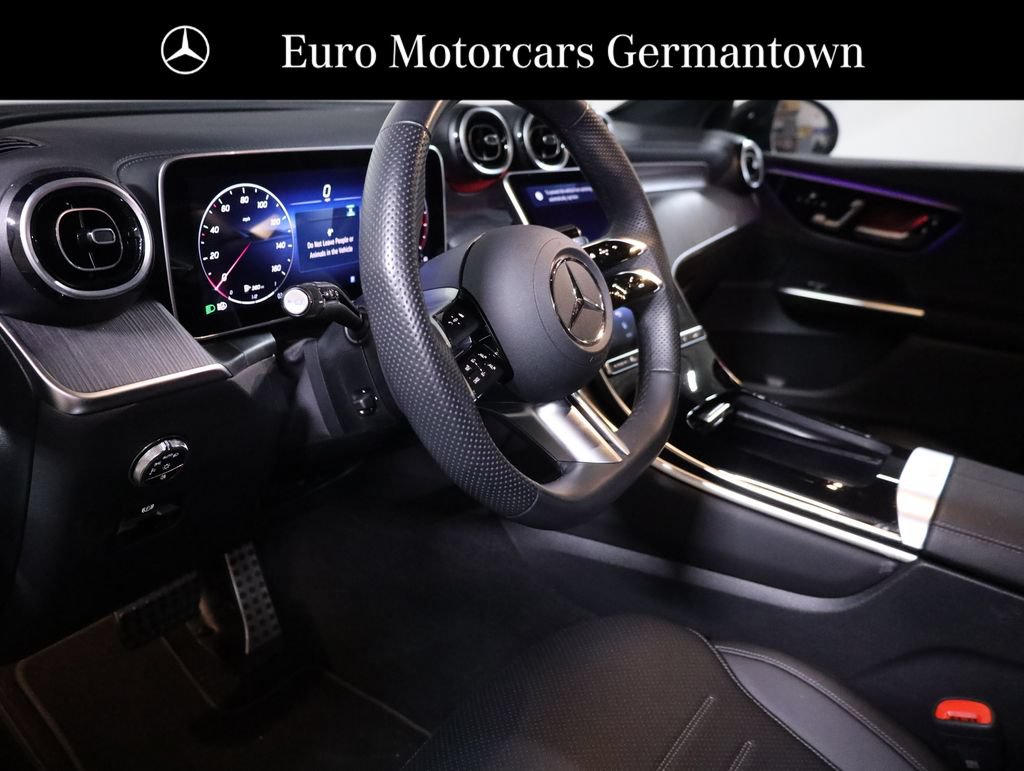 Used 2026 Mercedes-Benz GLC 300 4MATIC image 25