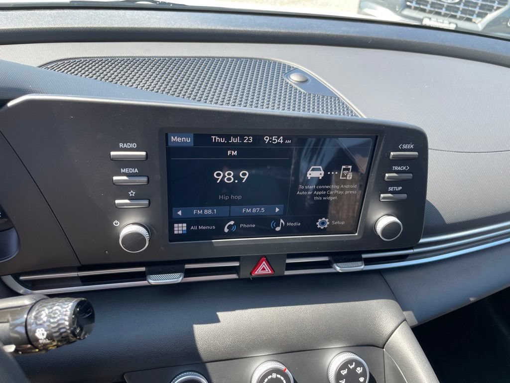New 2026 Hyundai Elantra SE FWD image 12