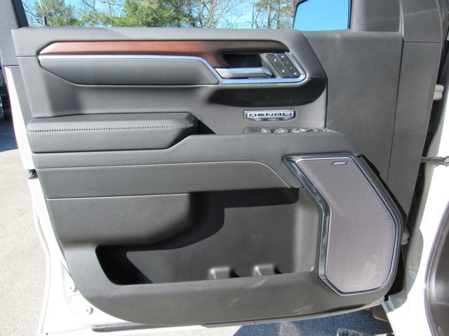 Used 2026 GMC Sierra 1500 Denali w/ Denali Reserve Package image 11
