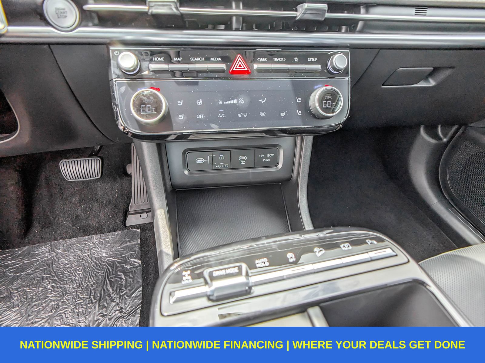 New 2025 Hyundai Tucson Limited image 35