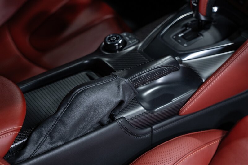 Used 2021 Nissan GT-R Premium AWD/4WD image 54
