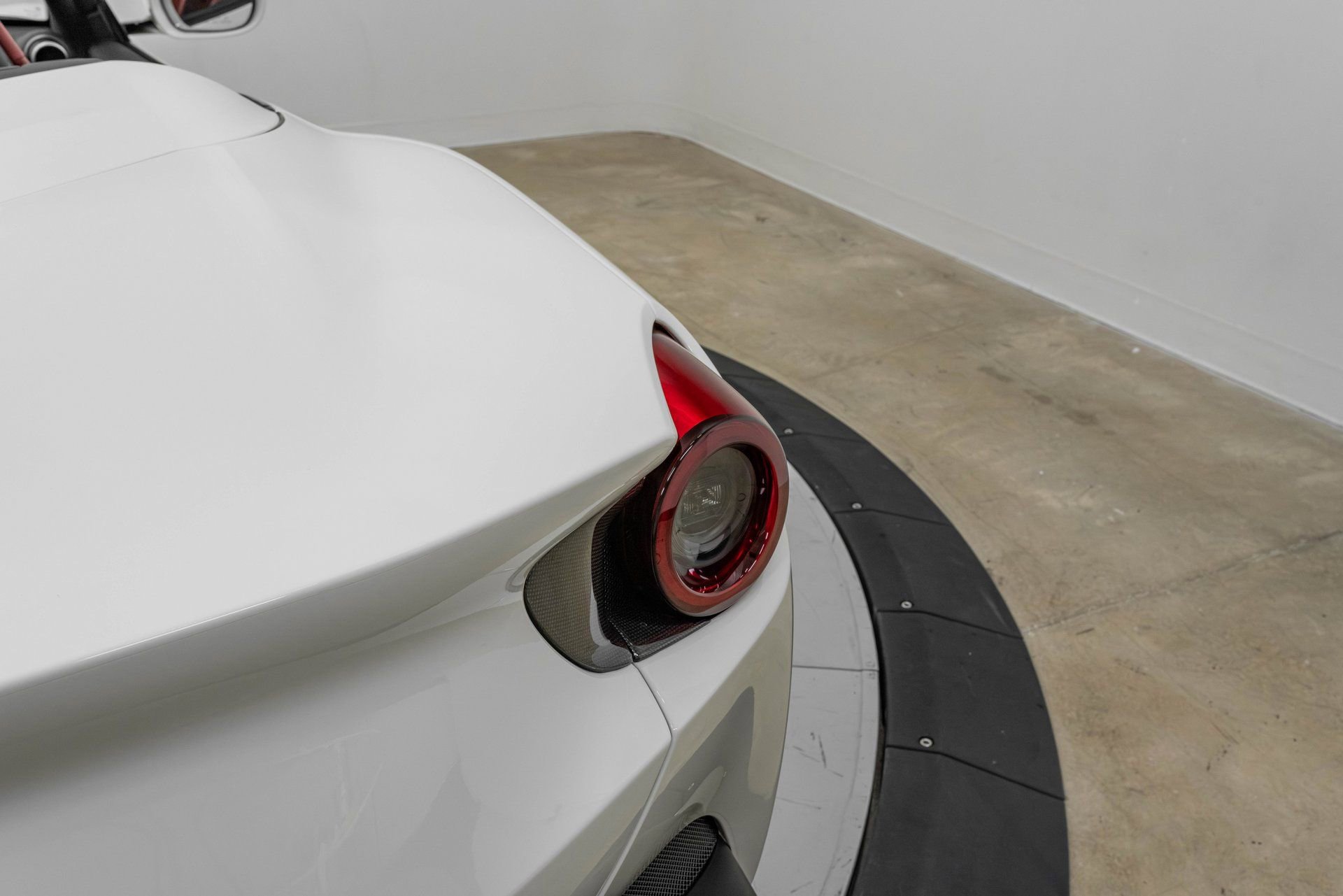 Certified 2020 Ferrari Portofino RWD image 55