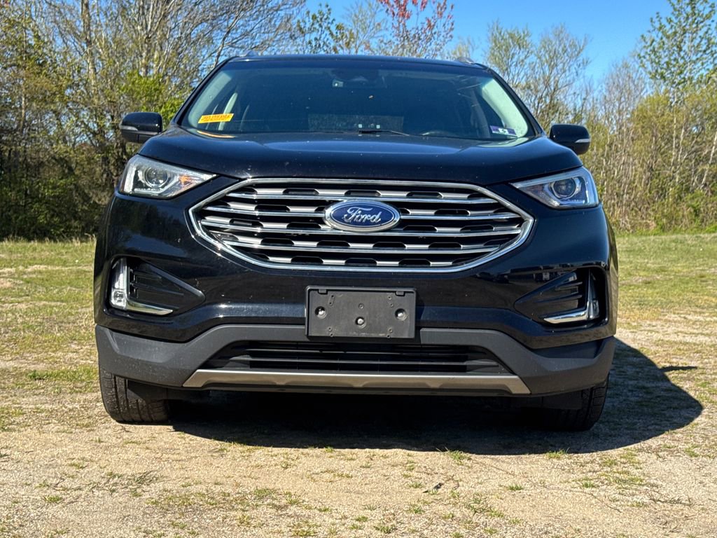 Used 2019 Ford Edge SEL w/ Equipment Group 201A AWD/4WD image 2