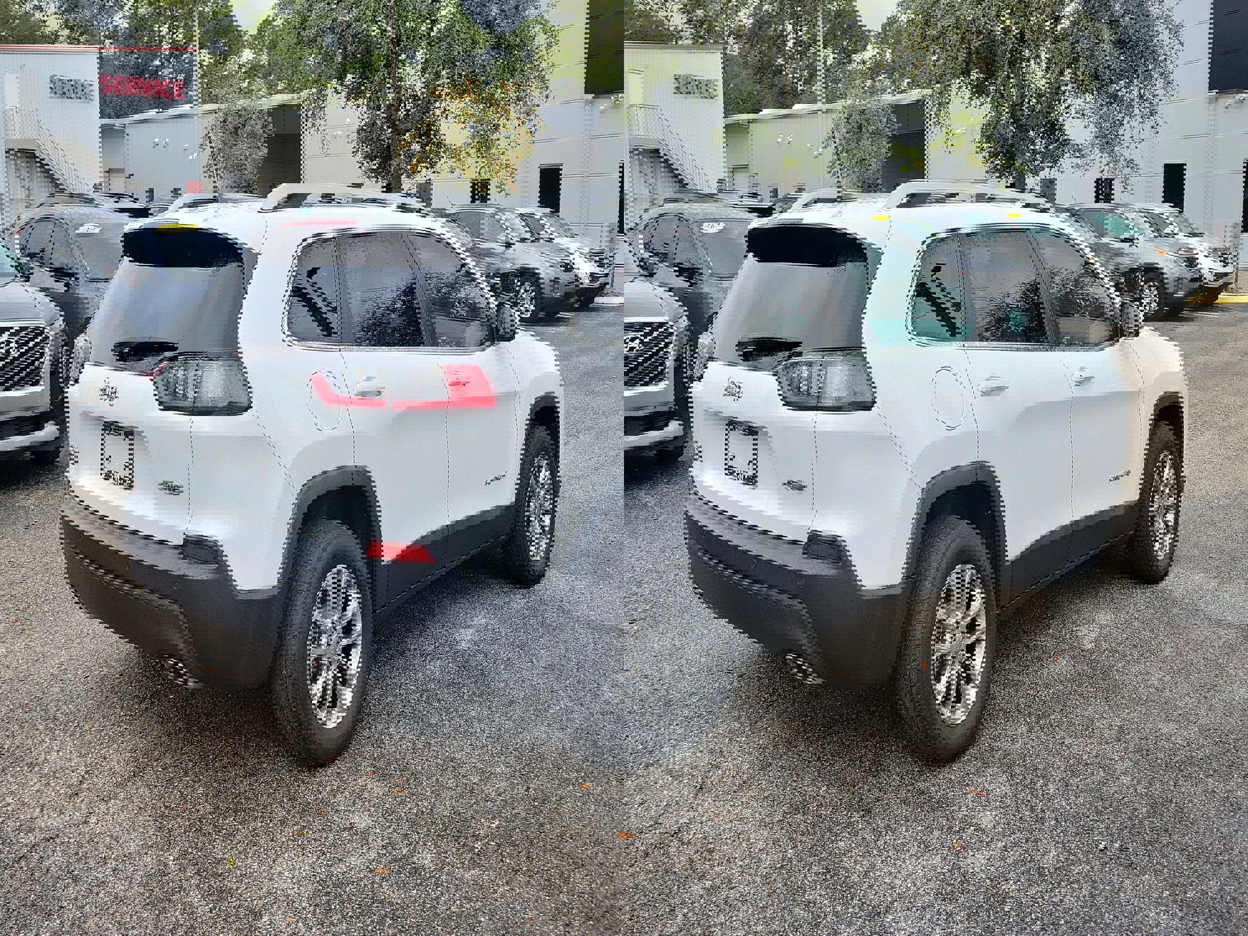 Used 2021 Jeep Cherokee Latitude Lux w/ Sun & Sound Group image 6