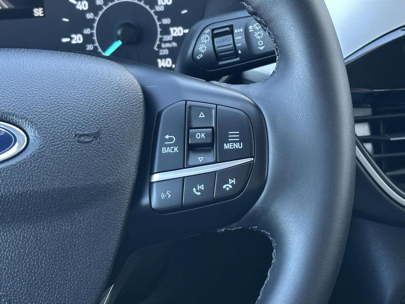 Used 2022 Ford Escape SE w/ Convenience Package AWD/4WD image 24