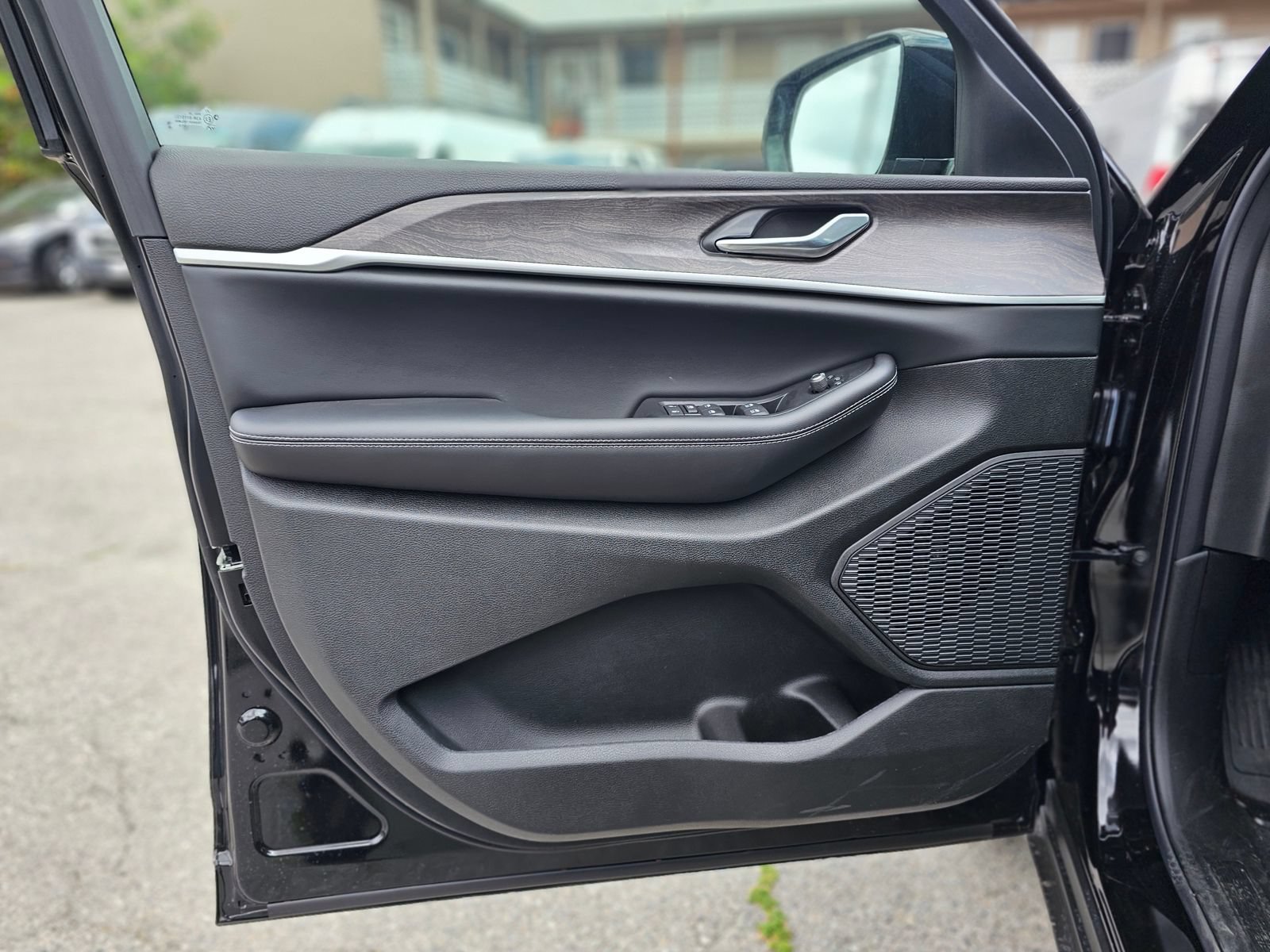 New 2026 Jeep Grand Cherokee L Altitude RWD image 19