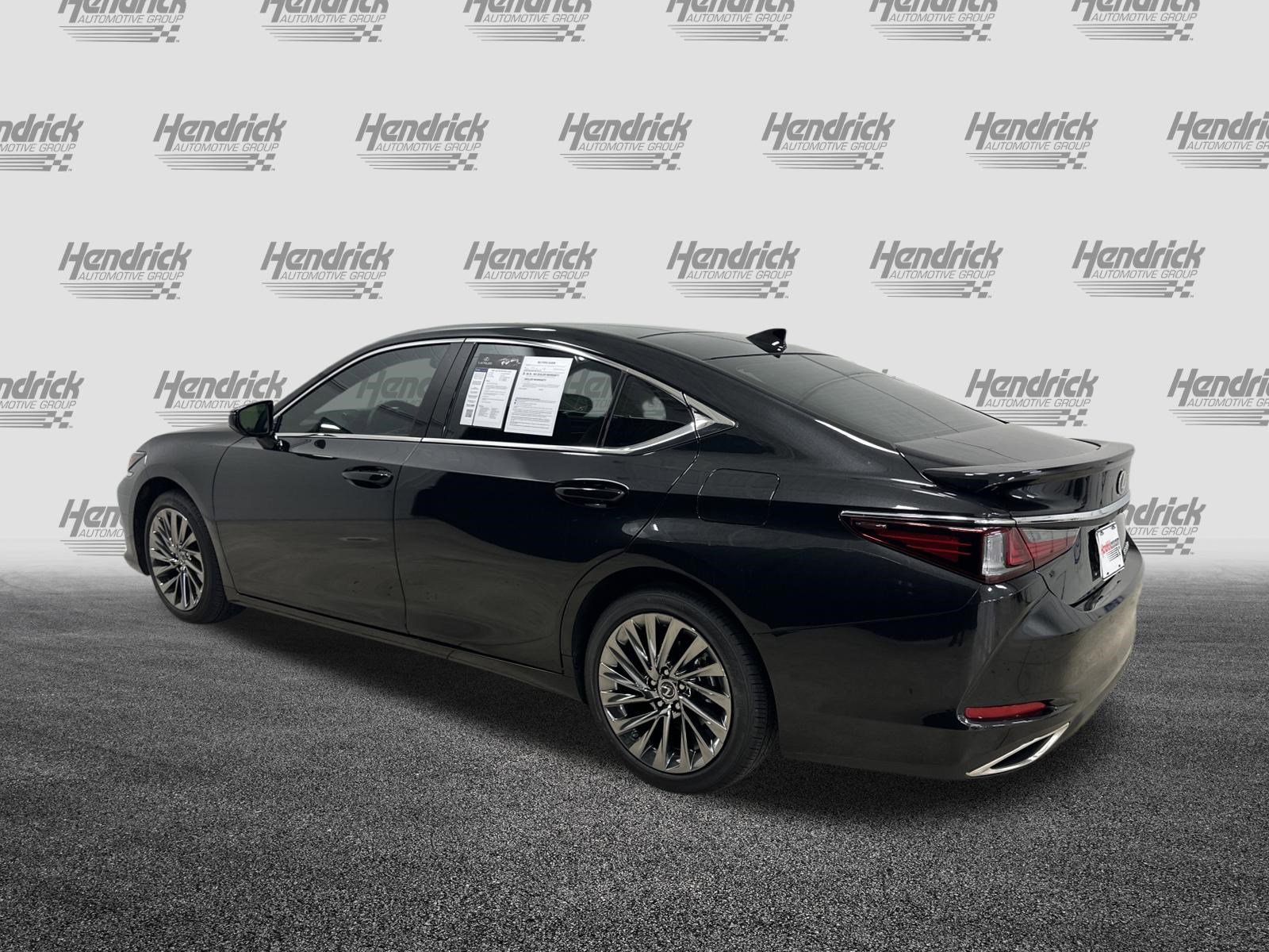 Used 2025 Lexus ES 350 Ultra Luxury FWD image 8