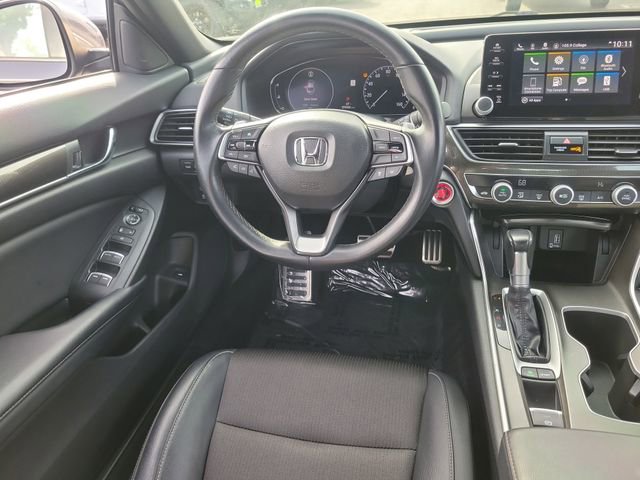 Used 2018 Honda Accord Sport image 11
