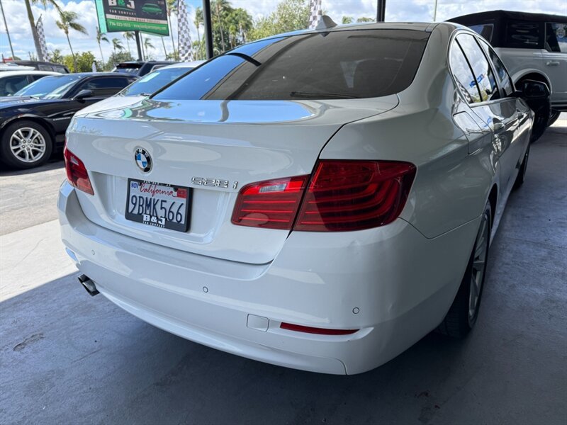 Used 2014 BMW 528i Sedan RWD image 10