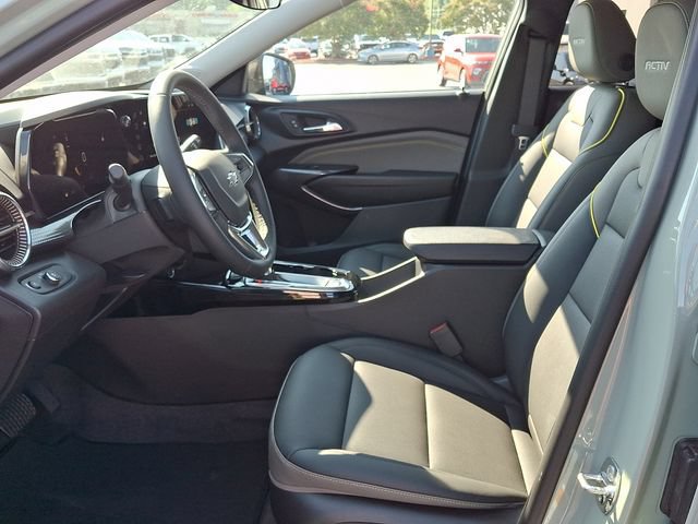 New 2026 Chevrolet Trax ACTIV w/ Sunroof Package FWD image 11