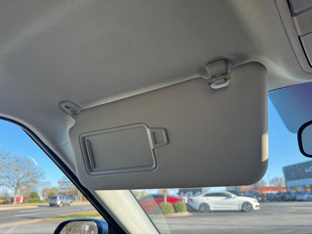 Used 2023 Kia Soul LX image 25