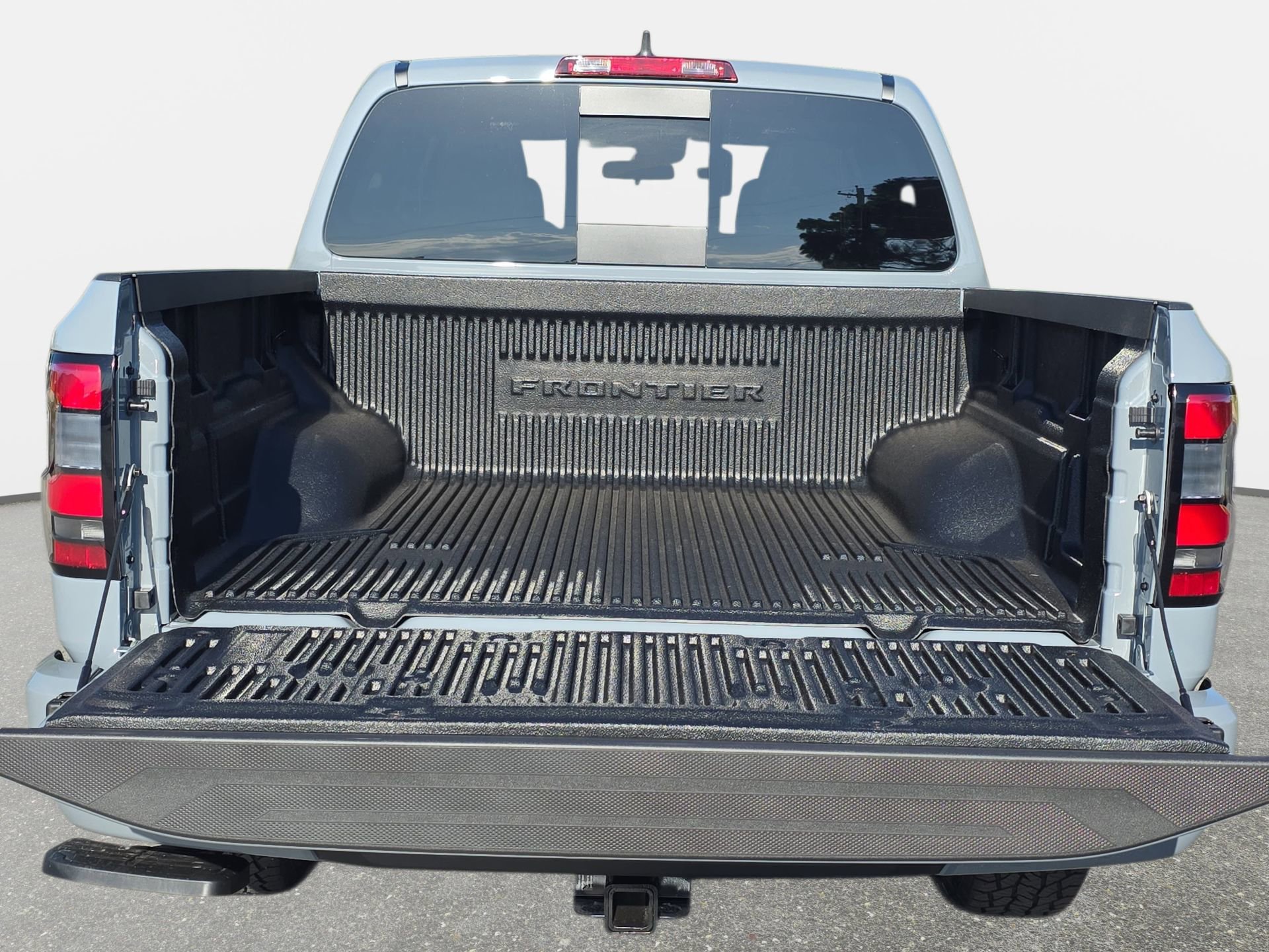 New 2026 Nissan Frontier PRO-4X w/ Tow Package AWD/4WD image 12