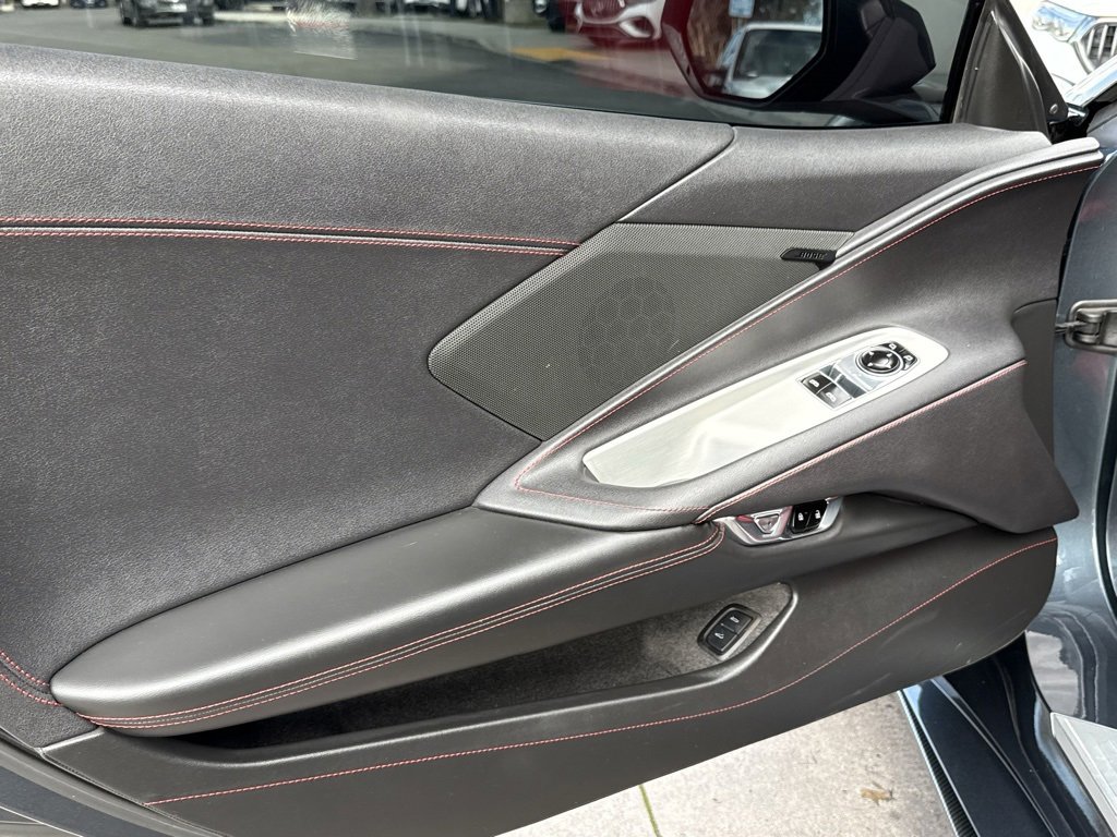 Used 2020 Chevrolet Corvette Stingray Coupe w/ Z51 Performance Package image 20