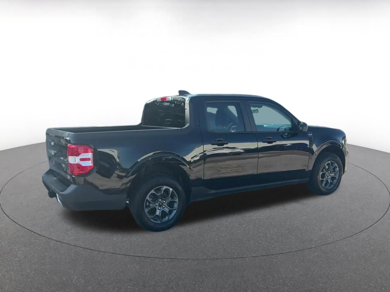 Used 2026 Ford Maverick XLT w/ Equipment Group 301A AWD/4WD image 15