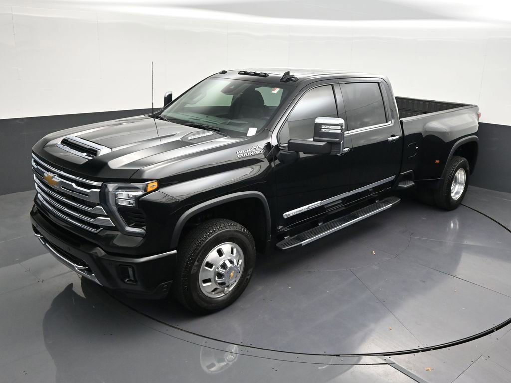 Used 2026 Chevrolet Silverado 3500 High Country w/ High Country Premium Package AWD/4WD image 19