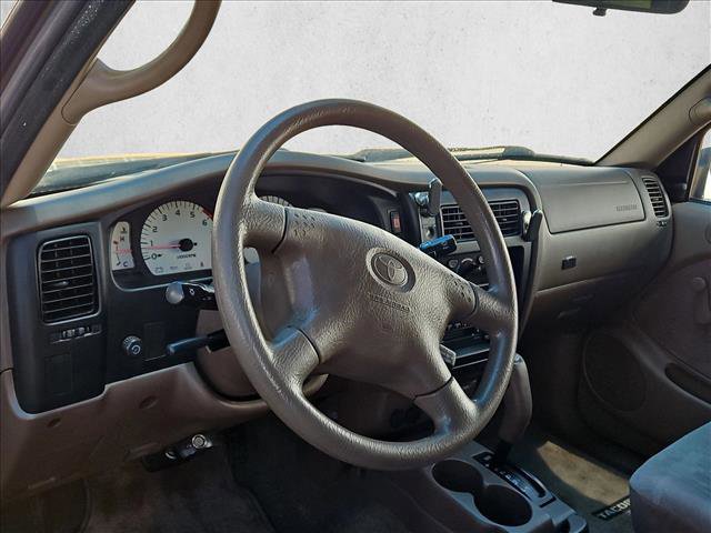 Used 2003 Toyota Tacoma 2WD Xtracab image 10