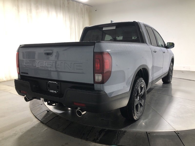 New 2026 Honda Ridgeline Black Edition image 7