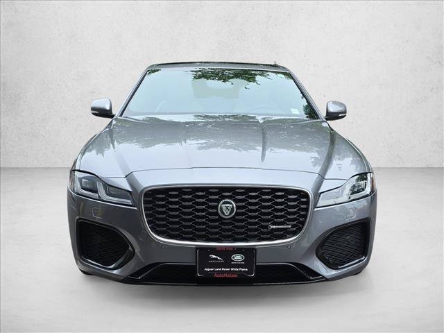Used 2024 Jaguar XF R-Dynamic SE AWD/4WD image 2