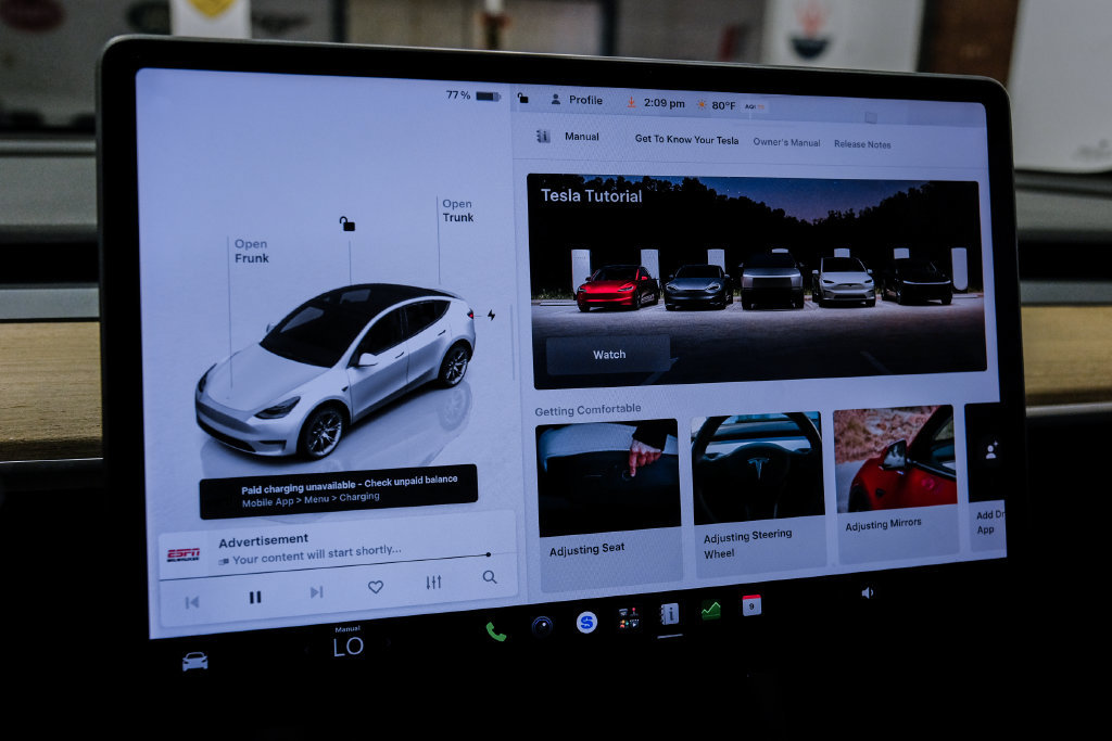 Used 2023 Tesla Model Y Long Range AWD/4WD image 36