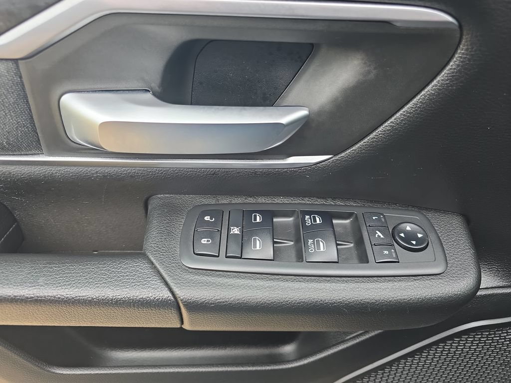 Used 2019 RAM 1500 Big Horn RWD image 28