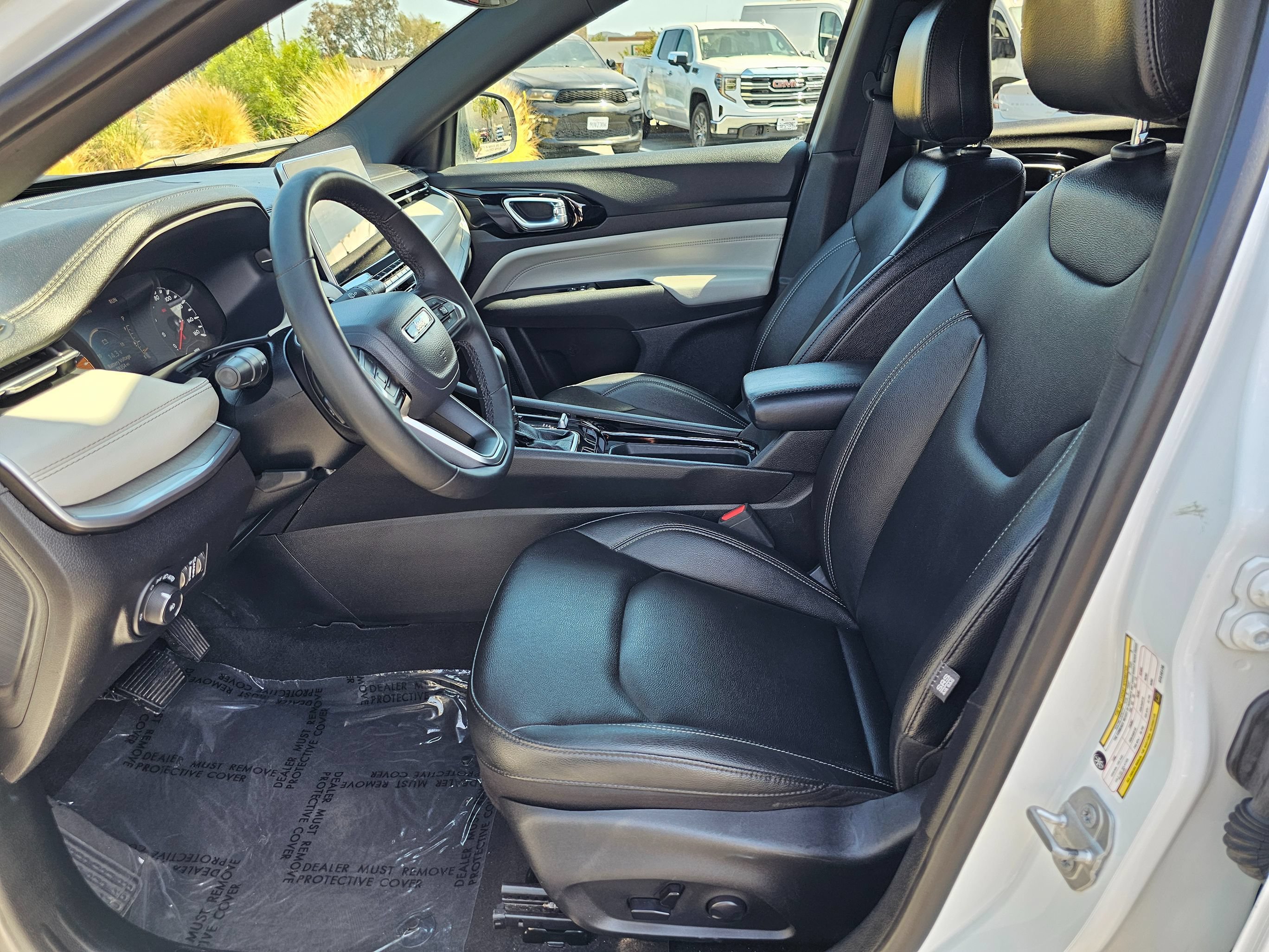 Used 2025 Jeep Compass Limited AWD/4WD image 16