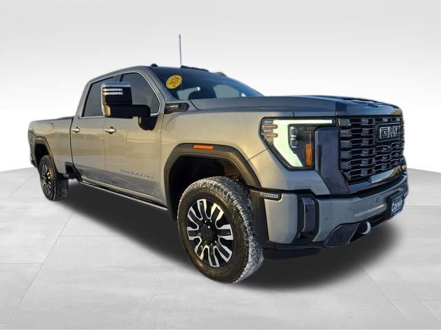 Used 2024 GMC Sierra 3500 Denali Ultimate image 1