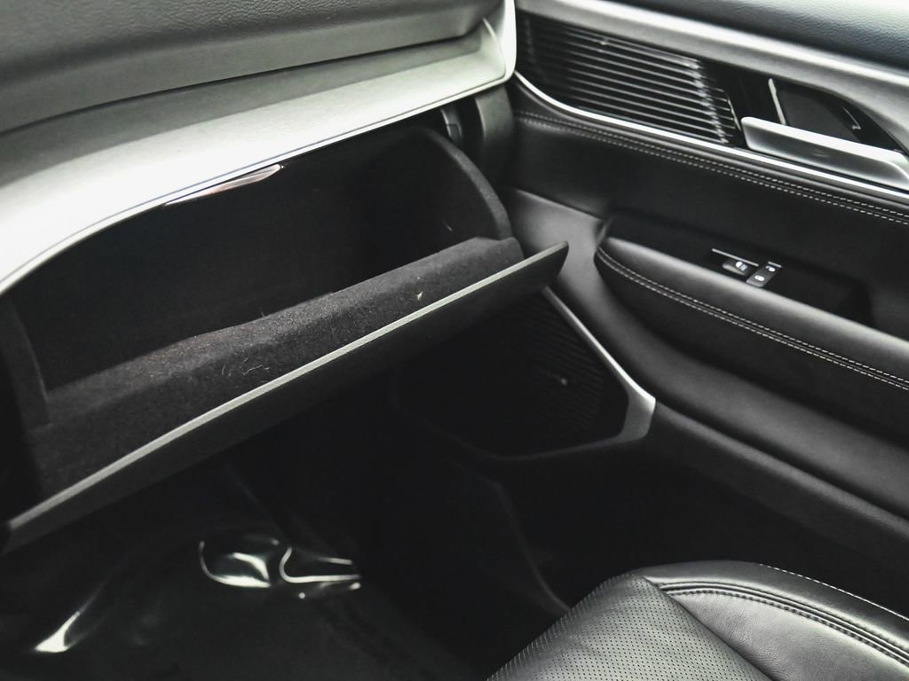 Used 2025 Jeep Wagoneer 4WD image 17