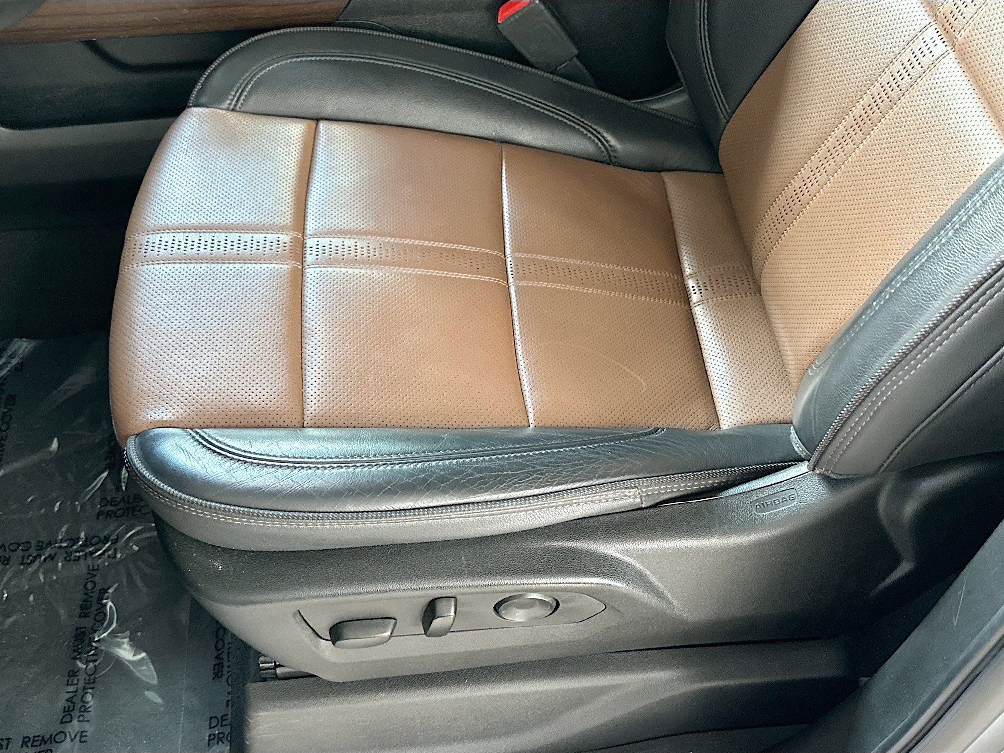 Used 2024 Chevrolet Silverado 1500 High Country w/ Technology Package image 20
