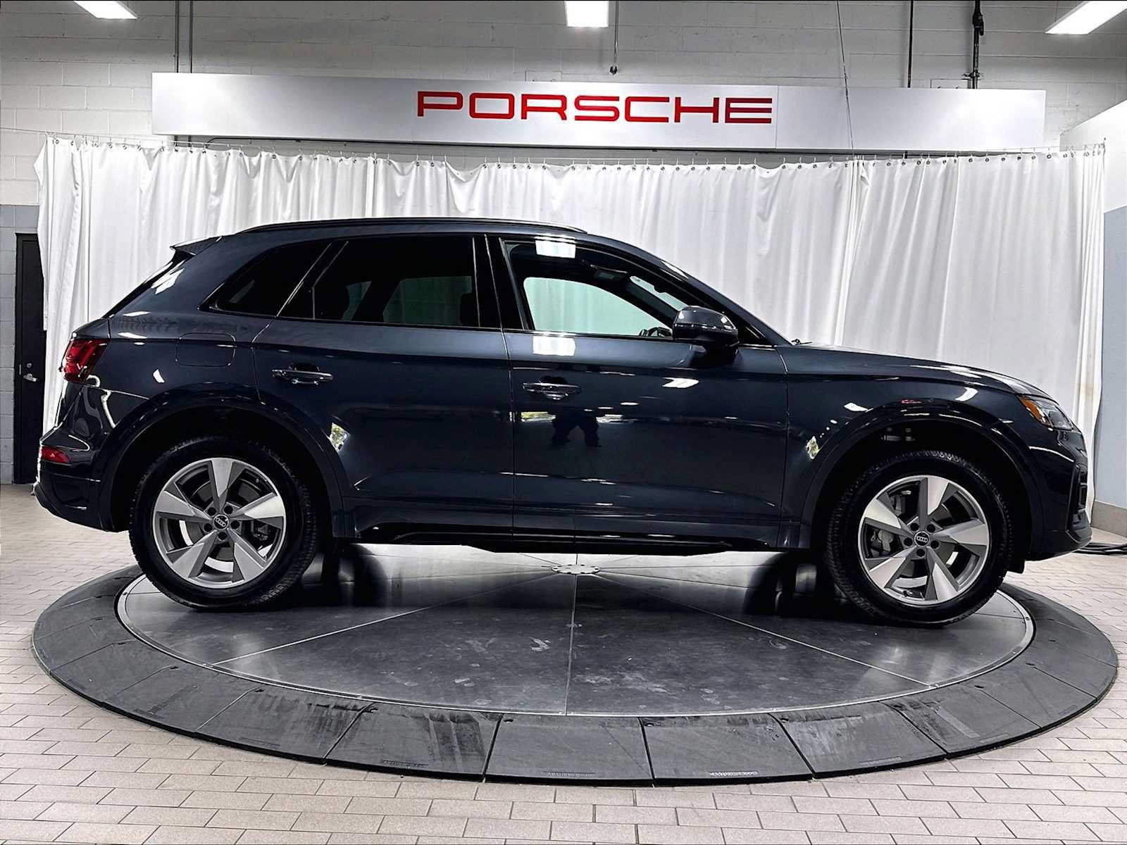 Used 2024 Audi Q5 2.0T Premium Plus AWD/4WD image 10