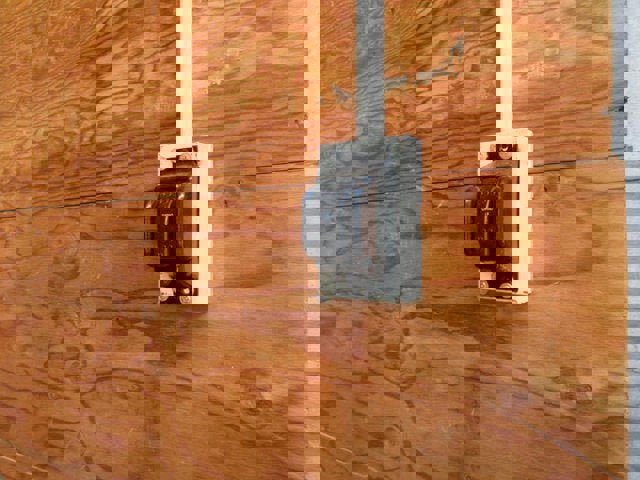 Used 2011 Ford E-350 and Econoline 350 Super Duty w/ Air Conditioning Prep Pkg RWD image 25